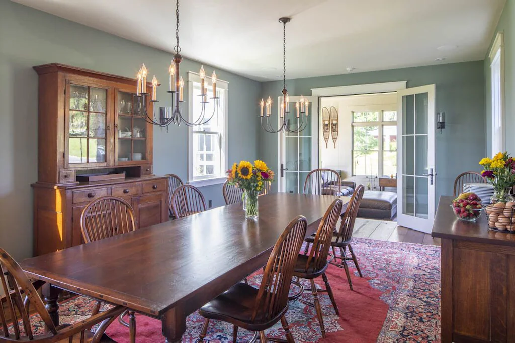 The huge dining room, which easily accommodated our family of 12.