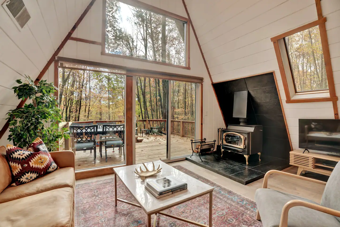Breathtaking outside view from the living room.