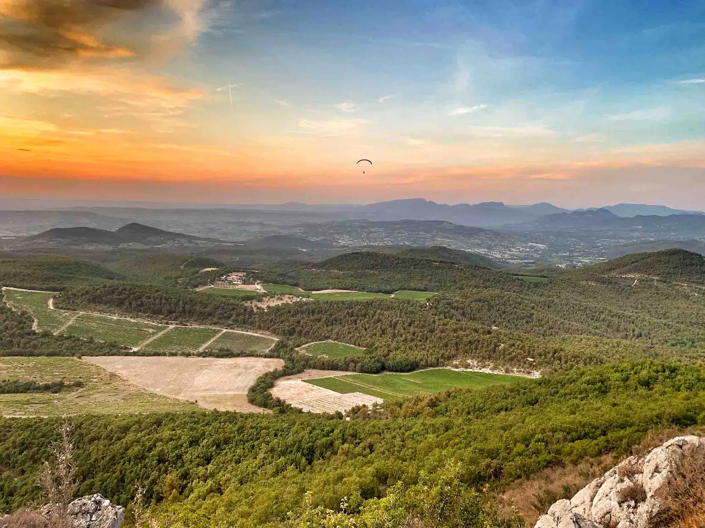 Sunset on dentelles
