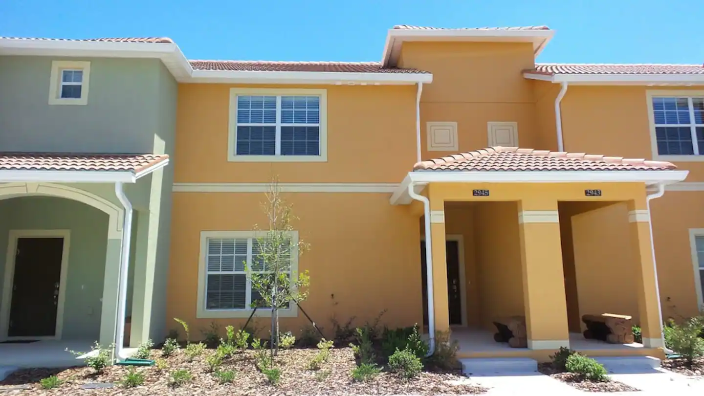 Front view of the property