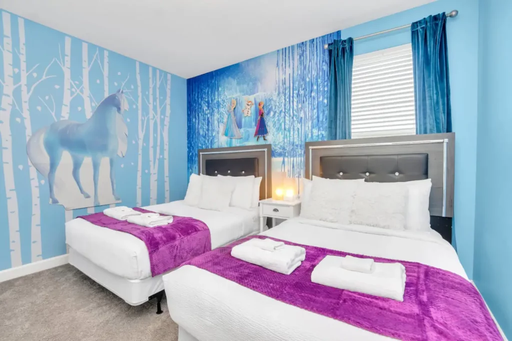 9 Of The Best Frozen-Themed Rentals In The US
6. Minions, Star Wars & Frozen Rooms! With Game Room
Location: Kissimmee, Florida
Location: Dundee, Oregon