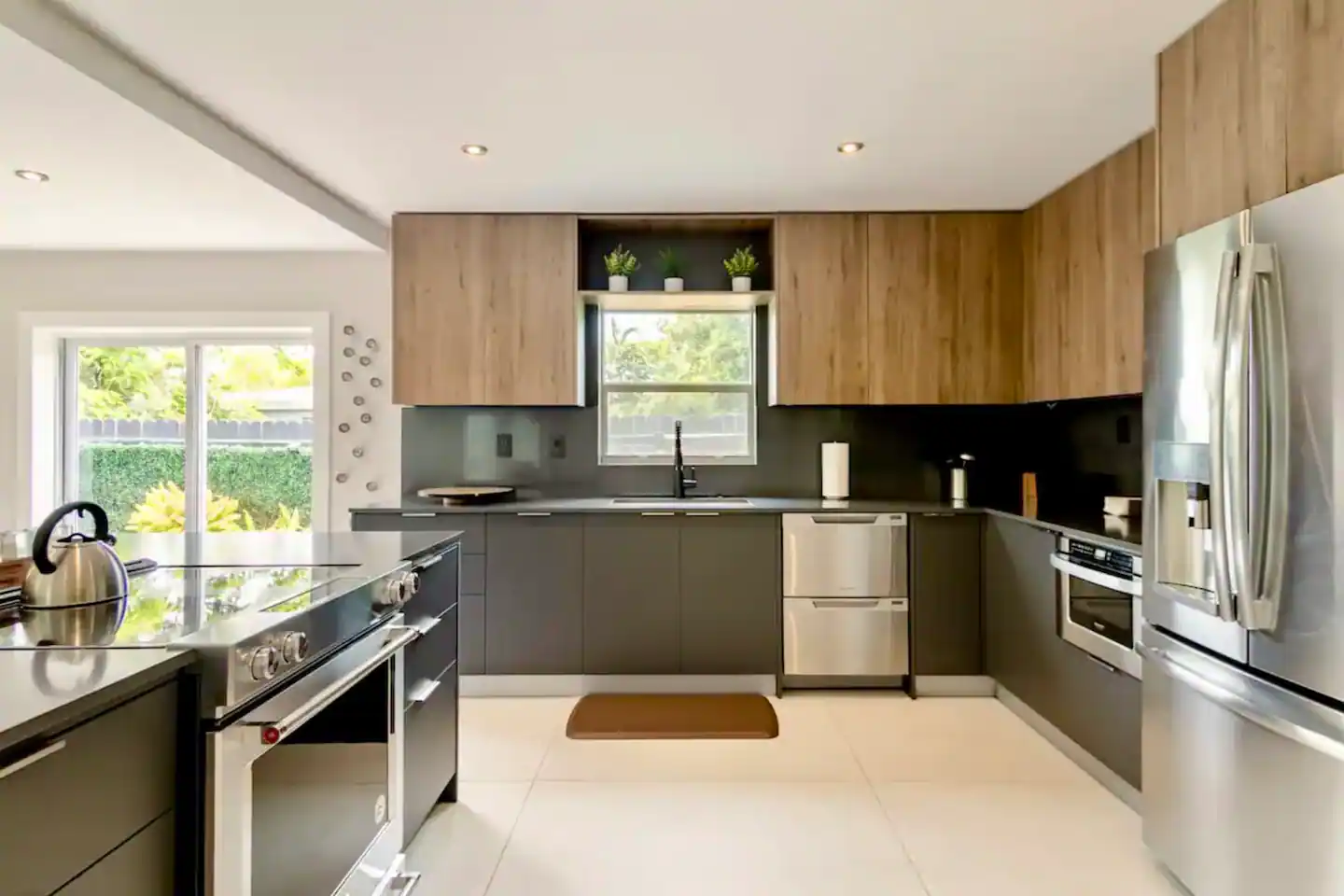 Fully stocked kitchen