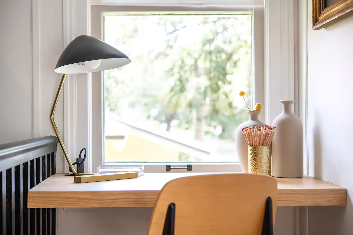 Strategically placed writing desk made for a a great spot to plan your day.
