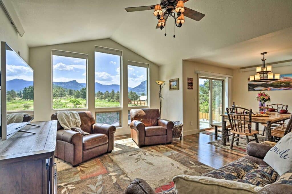 Estes Park Cabins With Hot Tubs - Estes Park Mountain-View Retreat: 3 Miles to RMNP!
